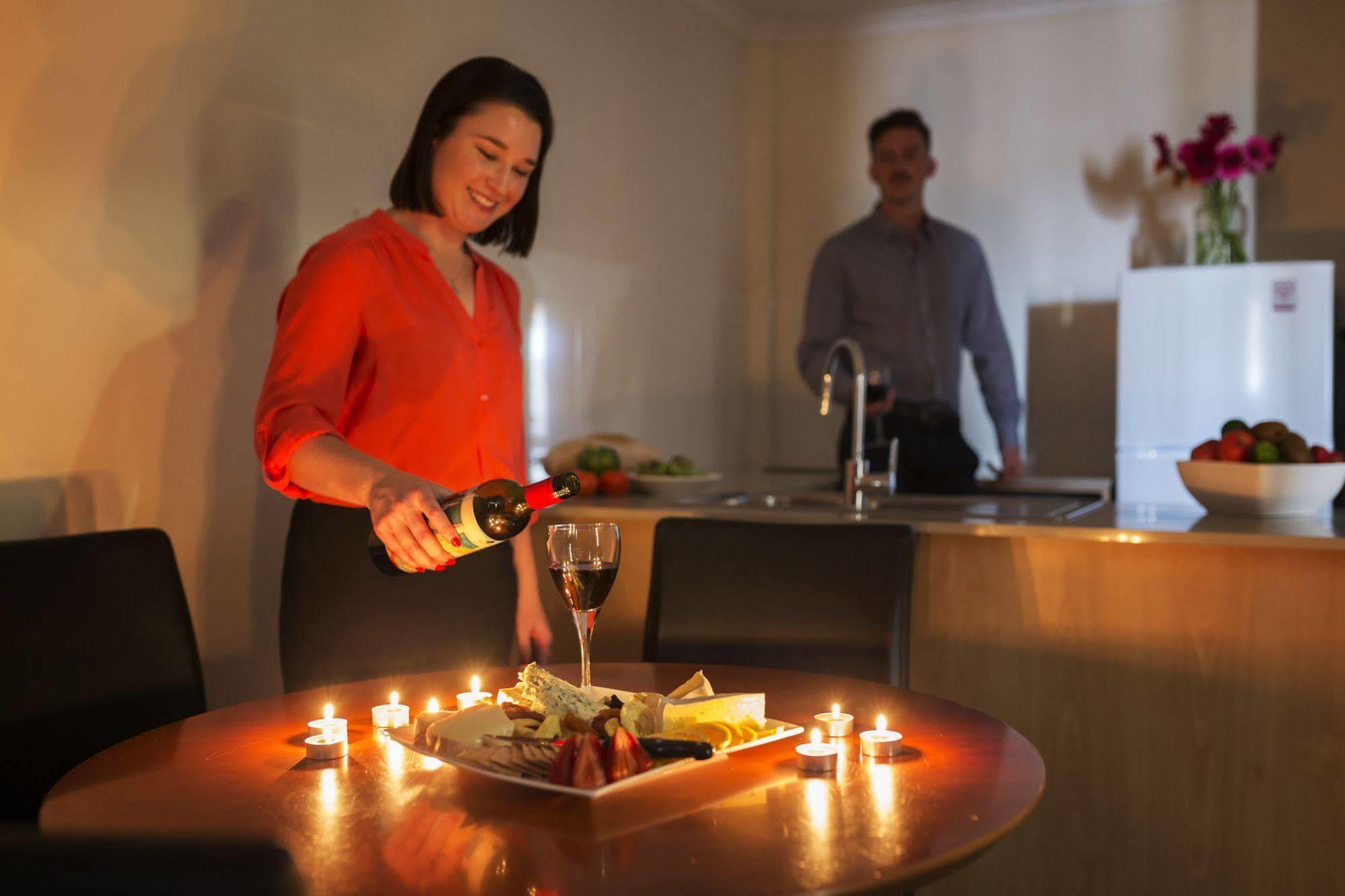 พรีเมียร์ โฮเต็ลแอนด์อพาร์ตเมนต์ Hotel แคนเบอร์รา ภายนอก รูปภาพ